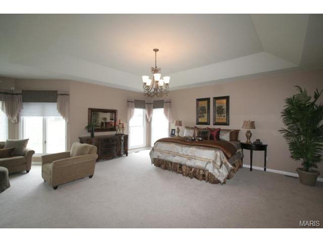 721 Hillenkamp Dr, Weldon Spring, MO 63304 photo 5