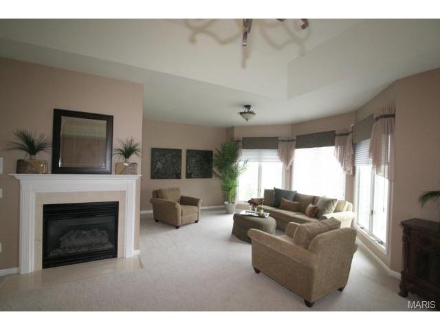 721 Hillenkamp Dr, Weldon Spring, MO 63304 photo 6