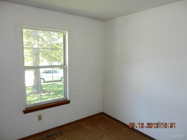 519 Durango Dr, O'fallon, MO 63368 photo 11