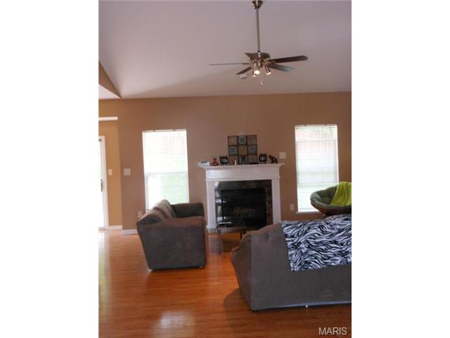35 Saint Nicholas Ct, O'fallon, MO 63366 photo 33