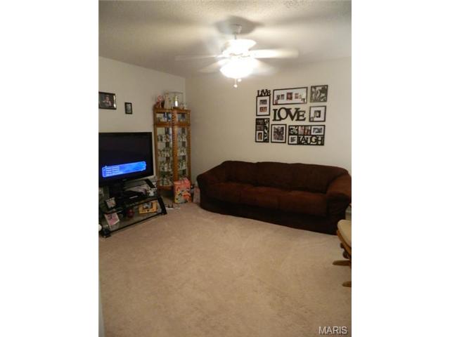 609 Eastbrook, O'fallon, MO 63366 photo 5