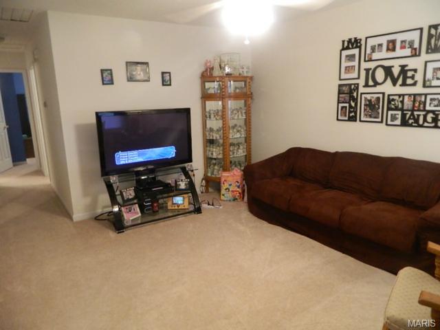 609 Eastbrook, O'fallon, MO 63366 photo 6