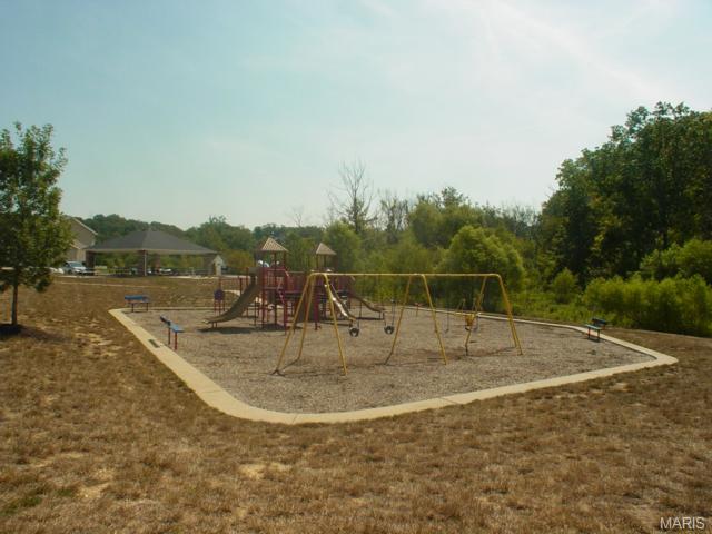 318 Burning Brook Dr, O'fallon, MO 63366 photo 37
