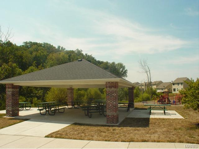 318 Burning Brook Dr, O'fallon, MO 63366 photo 35