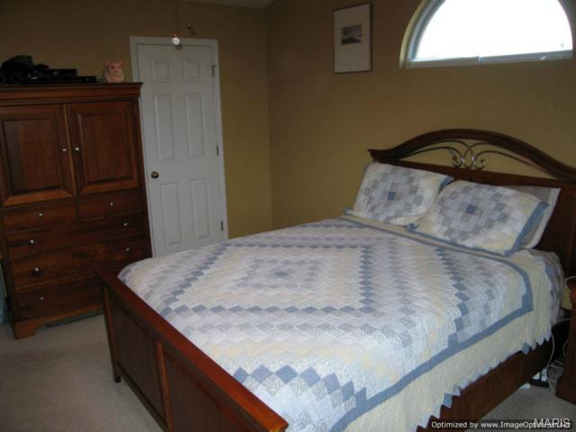 3567 Ruby Ln, Saint Charles, MO 63303 photo 14