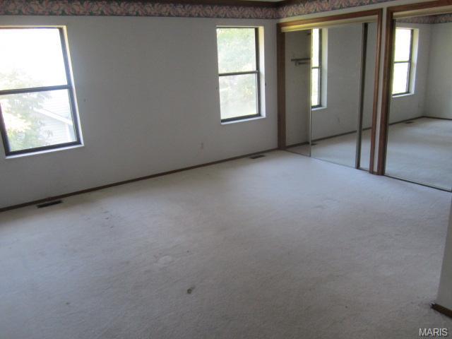 8 Treebeard Cir, Saint Charles, MO 63303 photo 12