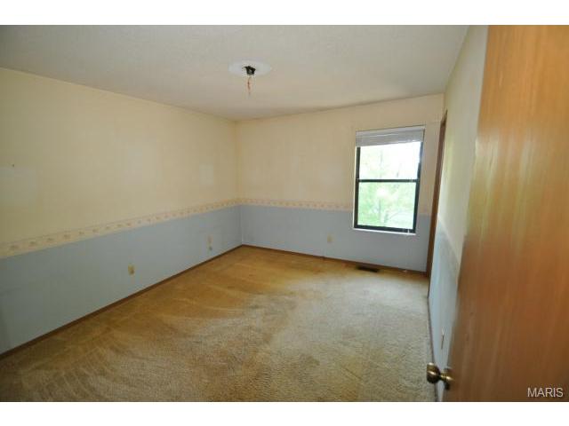 2505 Amarillo Dr, O'fallon, MO 63368 photo 4