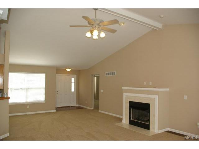 1 Baldridge Ct, O'fallon, MO 63368 photo 2