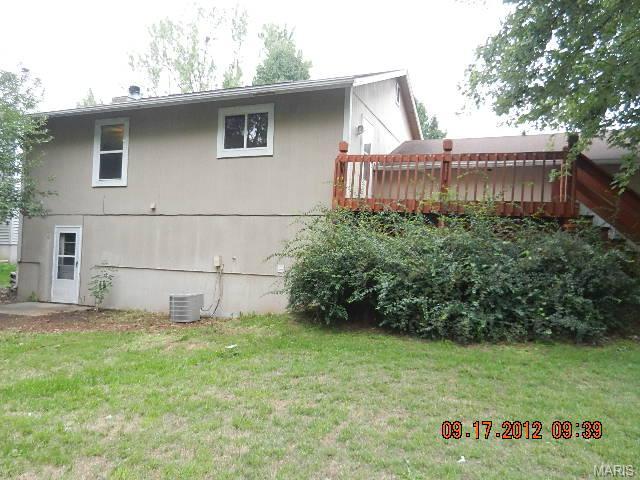 2418 Sundance Dr, O'fallon, MO 63368 photo 3