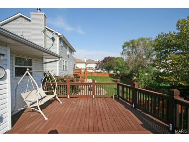 1202 Bellow Falls Dr, O'fallon, MO 63368 photo 9