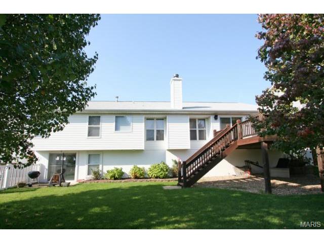 1202 Bellow Falls Dr, O'fallon, MO 63368 photo 17