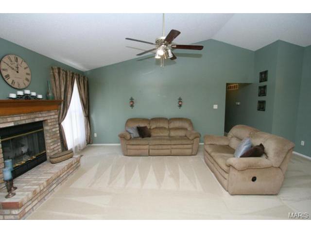 1202 Bellow Falls Dr, O'fallon, MO 63368 photo 11