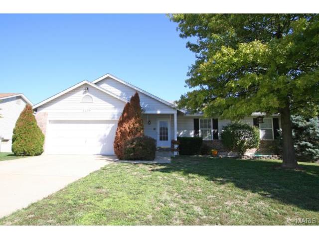 6409 Sprucefield Dr, O'fallon, MO 63368 photo 1
