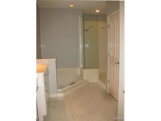 2015 Bobwhite Ct, O'fallon, MO 63366 photo 22