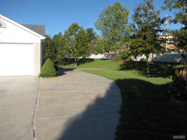 2601 Black Cherry Dr, O'fallon, MO 63368 photo 19