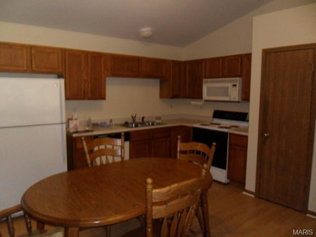 2601 Black Cherry Dr, O'fallon, MO 63368 photo 6