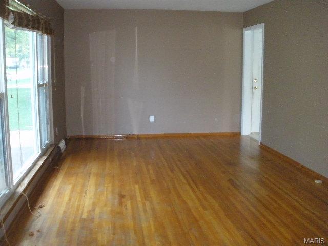 405 Dardenne Dr, O'fallon, MO 63366 photo 4