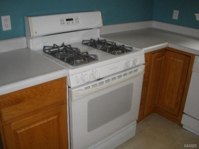 405 Dardenne Dr, O'fallon, MO 63366 photo 6