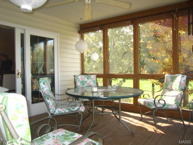16 Patriots Ln, O'fallon, MO 63368 photo 15