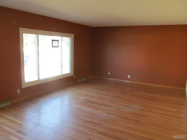 20 Porta Dr, O'fallon, MO 63366 photo 2