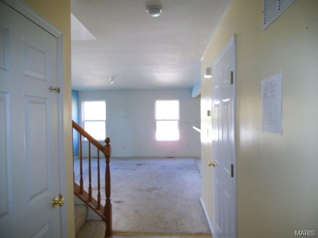 830 Wayland Dr, O'fallon, MO 63366 photo 4