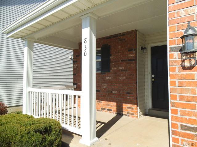 830 Wayland Dr, O'fallon, MO 63366 photo 2