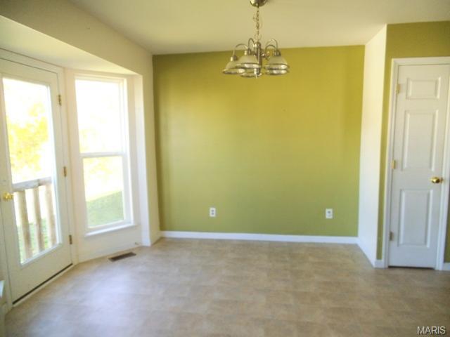 830 Wayland Dr, O'fallon, MO 63366 photo 8