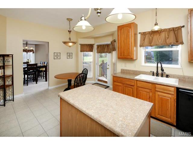 509 Winter Park Dr, O'fallon, MO 63366 photo 4