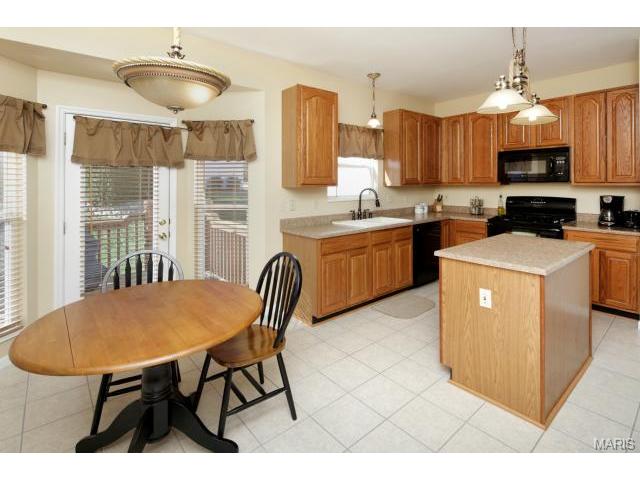 509 Winter Park Dr, O'fallon, MO 63366 photo 5