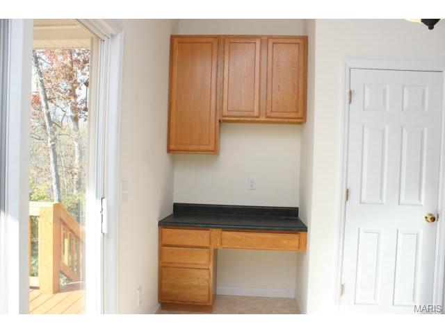 420 Bittersweet Dr, O'fallon, MO 63366 photo 4