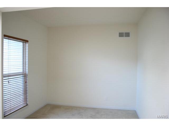 420 Bittersweet Dr, O'fallon, MO 63366 photo 7