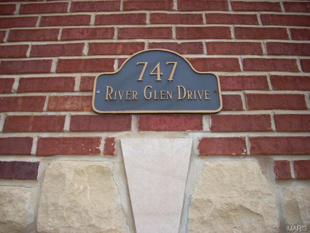 747 River Gln, O'fallon, MO 63368 photo 2