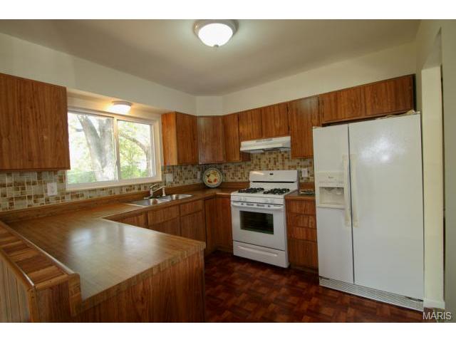 24 Robin, Saint Charles, MO 63301 photo 5