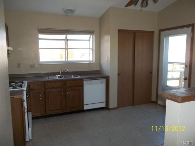 2515 Amarillo Dr, O'fallon, MO 63368 photo 8