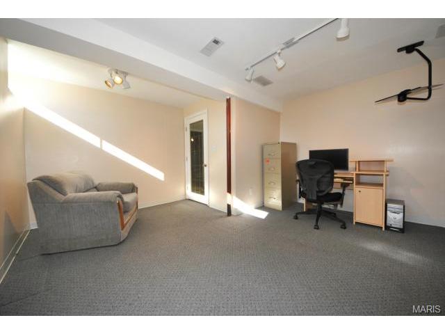 735 Whispering Willow Dr, O'fallon, MO 63366 photo 32