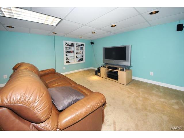 735 Whispering Willow Dr, O'fallon, MO 63366 photo 27