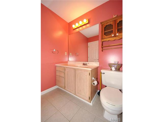 735 Whispering Willow Dr, O'fallon, MO 63366 photo 17