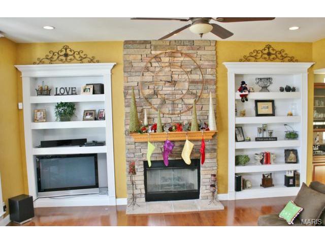 107 Fox Haven Dr, O'fallon, MO 63368 photo 12