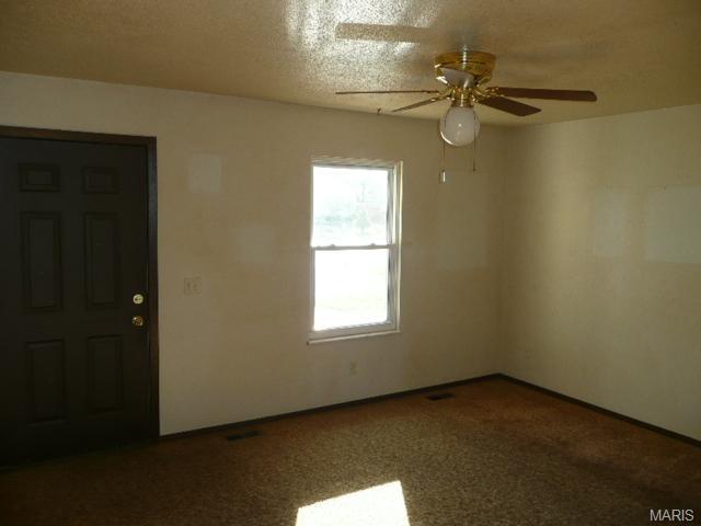 7 Winter Hill Ct, O'fallon, MO 63366 photo 2
