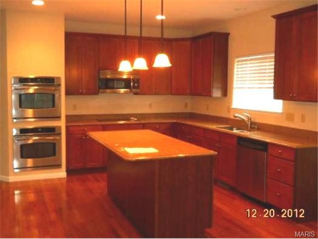 29 Clear Meadows Ct, O'fallon, MO 63366 photo 3
