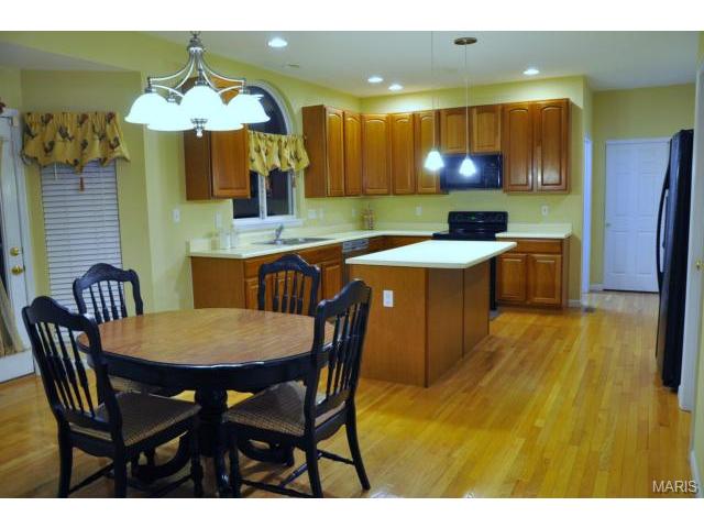 83 Moss Glen Ct, O'fallon, MO 63368 photo 14