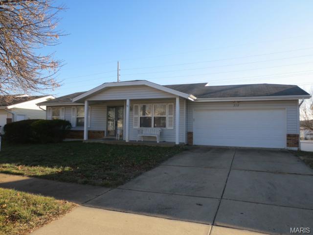 318 Twistedoak Ct, Ballwin, MO 63021 photo 1