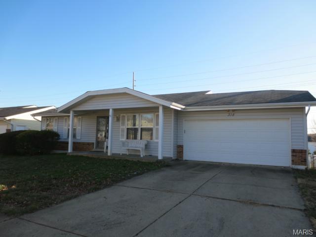 318 Twistedoak Ct, Ballwin, MO 63021 photo 2