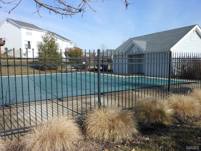 211 Tyndale Dr, O'fallon, MO 63366 photo 23