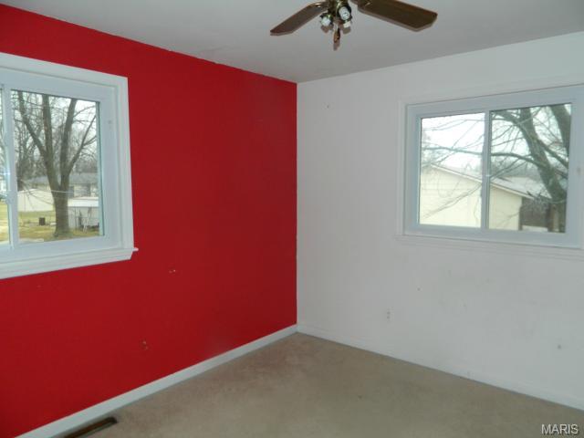 5 Pershing Cir, O'fallon, MO 63366 photo 8