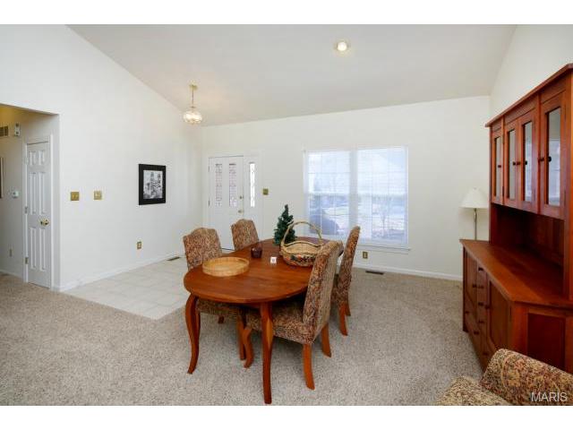 254 Cedar Forest Ct, Weldon Spring, MO 63304 photo 2