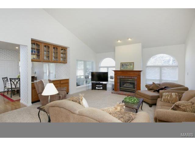 254 Cedar Forest Ct, Weldon Spring, MO 63304 photo 6