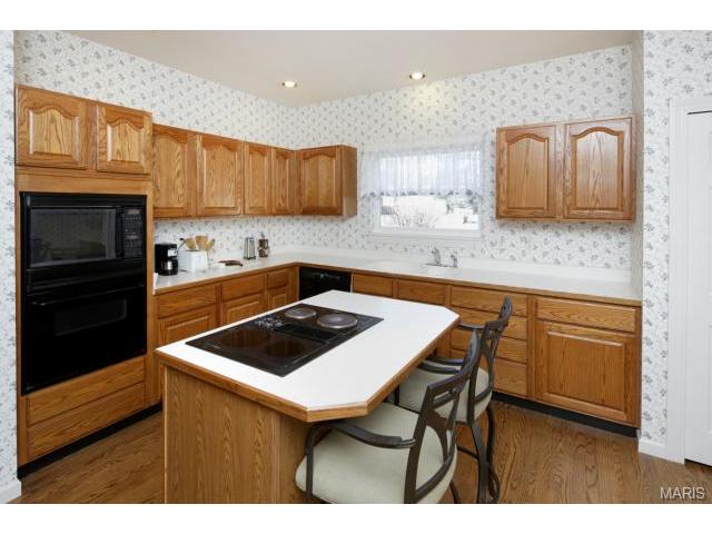 254 Cedar Forest Ct, Weldon Spring, MO 63304 photo 7