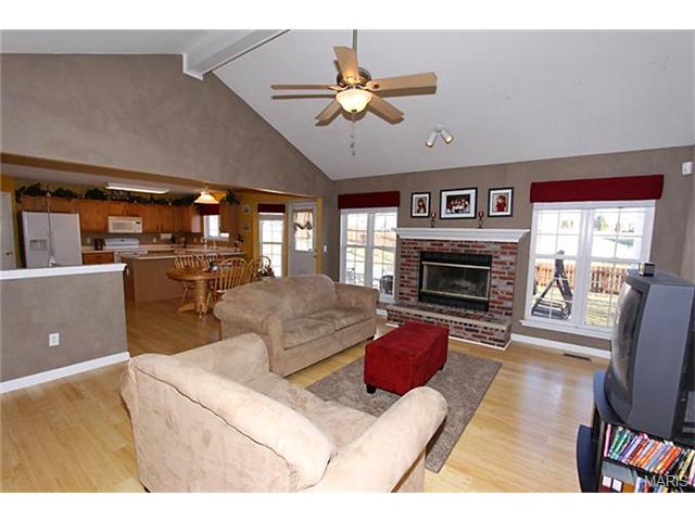 2 Monterey Ct, O'fallon, MO 63366 photo 3