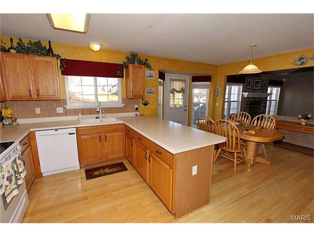 2 Monterey Ct, O'fallon, MO 63366 photo 9